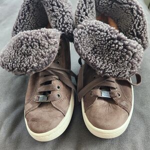 UGG Starlyn Brown Suede Casual High Top Sneaker with Cuffable Shearling Lining